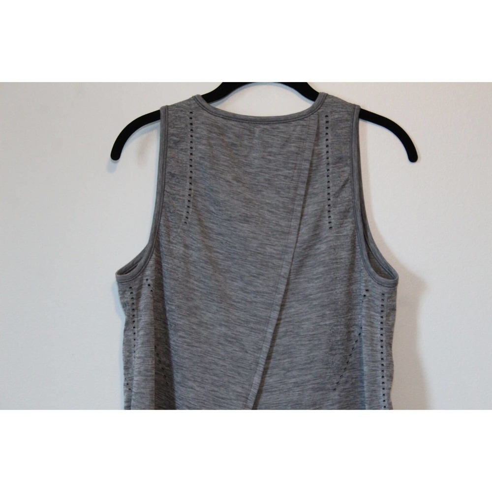 ✨2/$20 Athleta Foothill Athletic Perforated Tank Top Gray Size Small H14500 - Picture 8 of 11